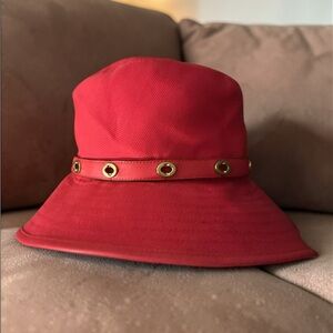 Coach | Red Bucket Hat with Gold Eyelet Band | Cotton / Leather Trim NWT 🏷️ XS/S
